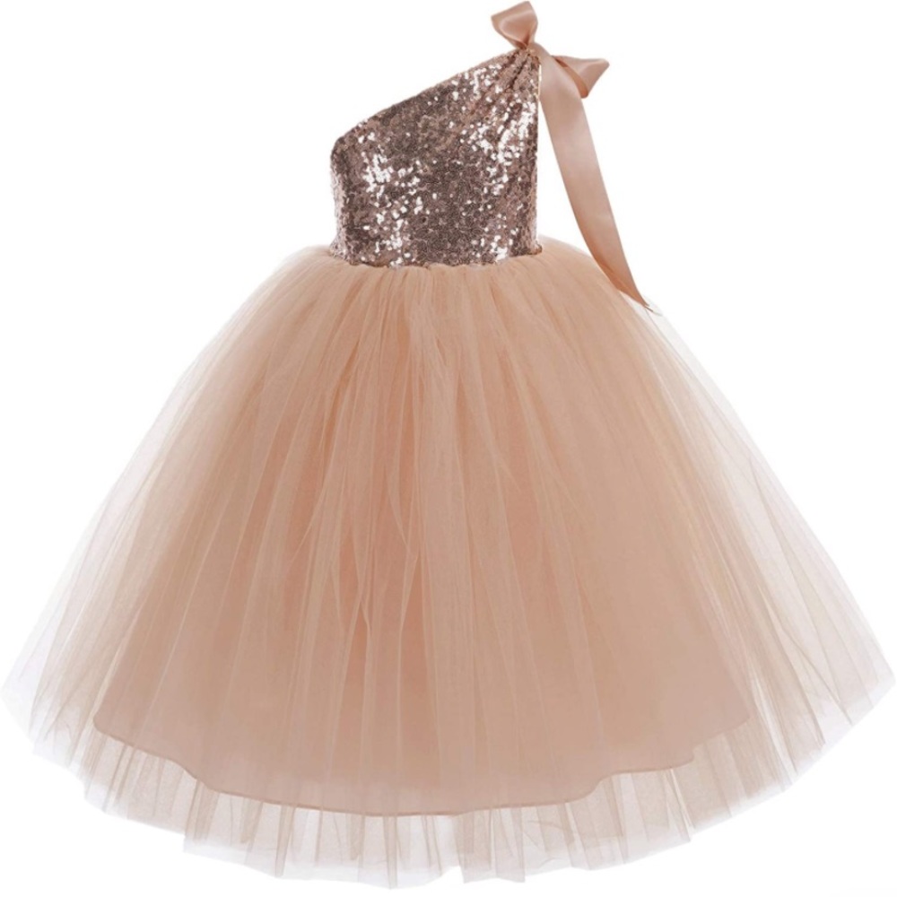Toddler Prom/wedding Dress. Wore just to take pictures.